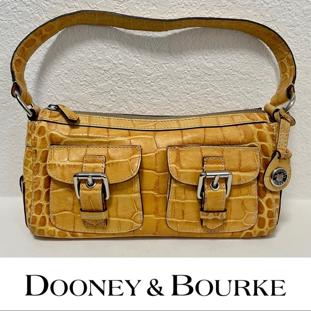 Dooney & Bourke ⭐️ Alligator Embossed Leather Bag in Golden Lilly